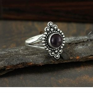 New silver plated onyx color ring.size 5-12 usually available please ask